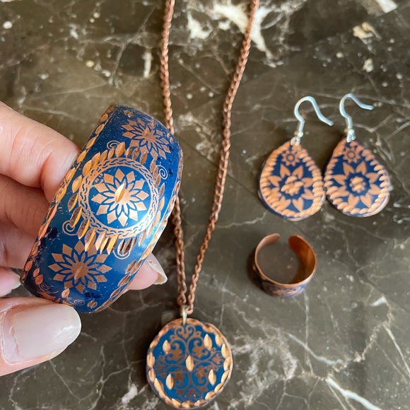 Copper jewelry set (never worn)